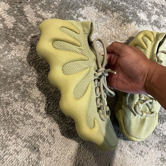 Yeezy 450 Resin size 5 1/2 Men - Picture 4 of 7